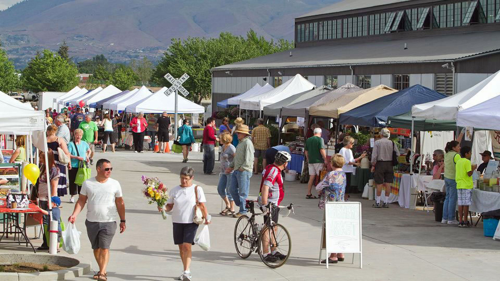 Commissioners award nearly $710,500 to tourism-related projects