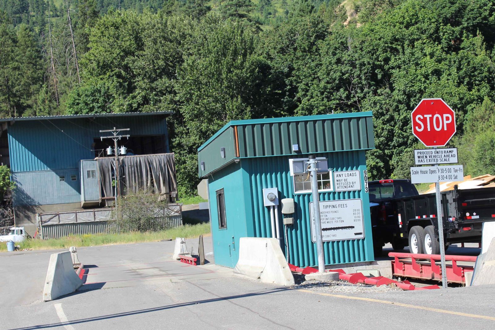 Dryden, Chelan transfer stations to reduce public hours